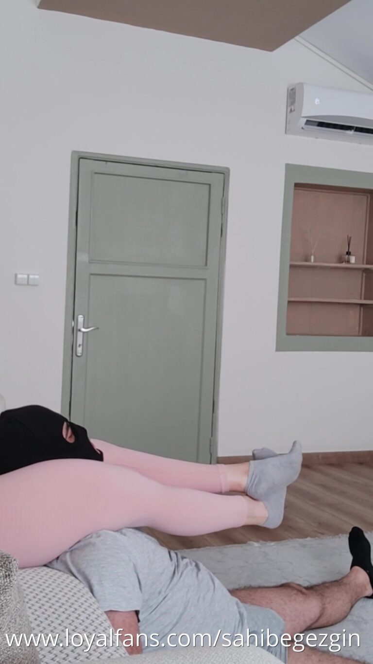 ThroatSitting